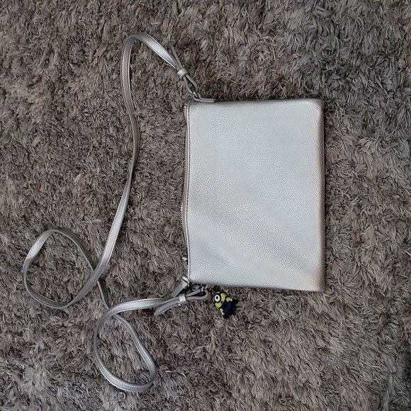 Old Navy Handbags - Old Navy Cross Body Bag